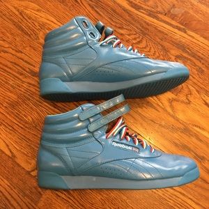 Reebok freestyle hi in blue with cool laces sz 11